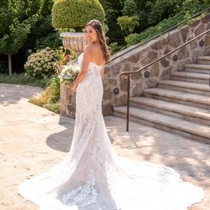 Meet your Posher, Angeline